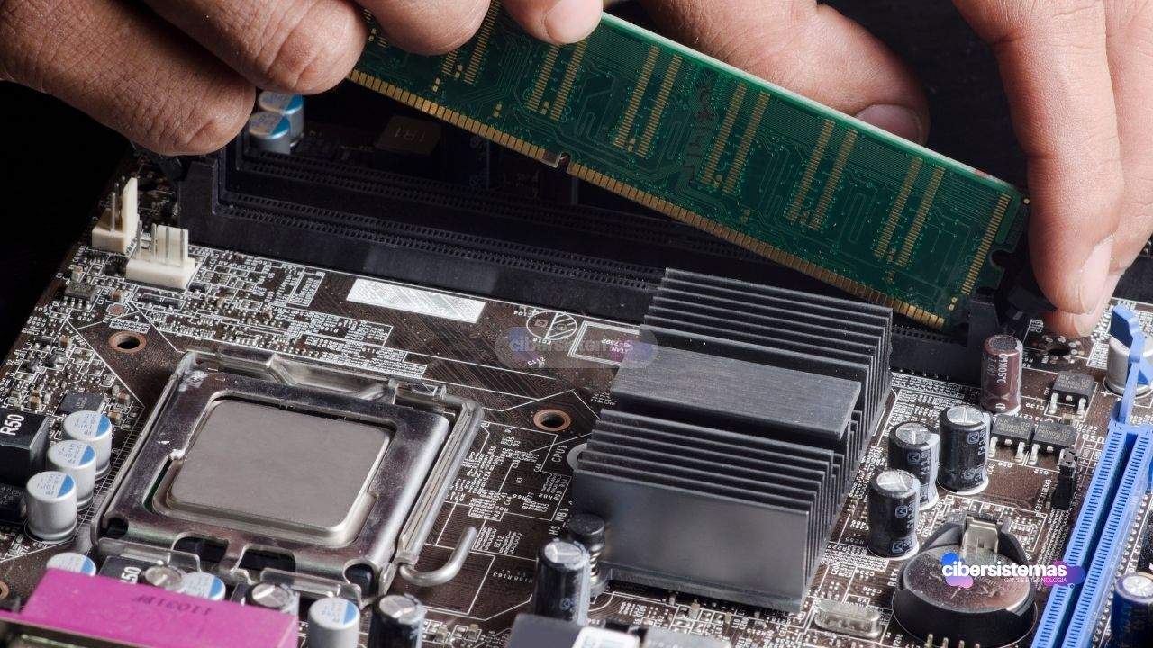 7. Recoloque os módulos de RAM e a GPU ou conecte a GPU a outra porta disponível