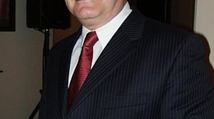 Quem é Robert C. Martin? Biografia, Carreira e Influência na Economia