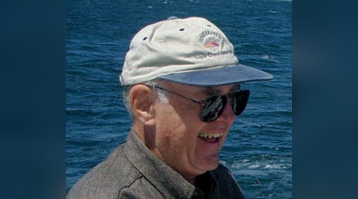 Quem é Gordon Moore? Entenda sua Lei e o impacto na computação moderna.